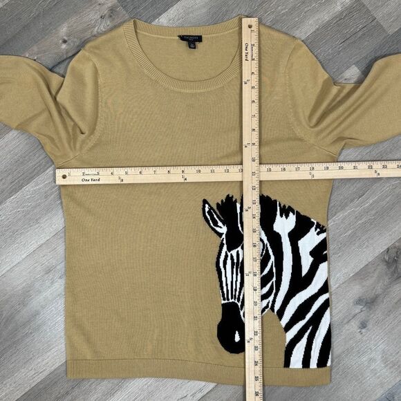 Talbots Zebra Head Crewneck Pullover Knit Top Sweater Tan Petite Large - Picture 13 of 14